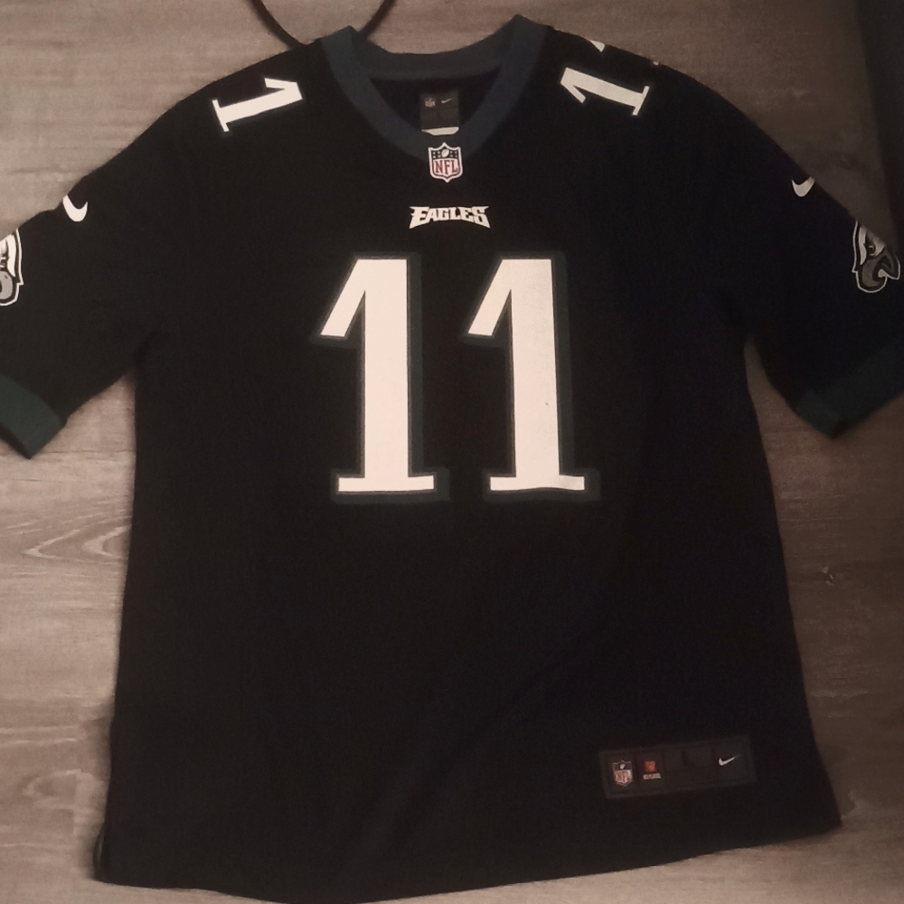 Philadelphia Eagles Jersey #11 Carson Wentz size Large